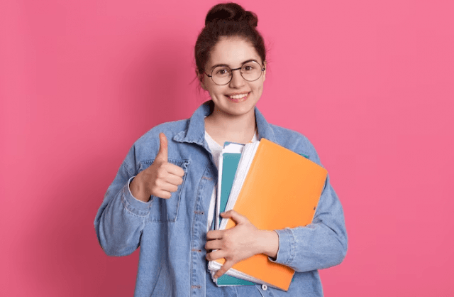 Exploring the Benefits of Learning French with an Online Teacher in India